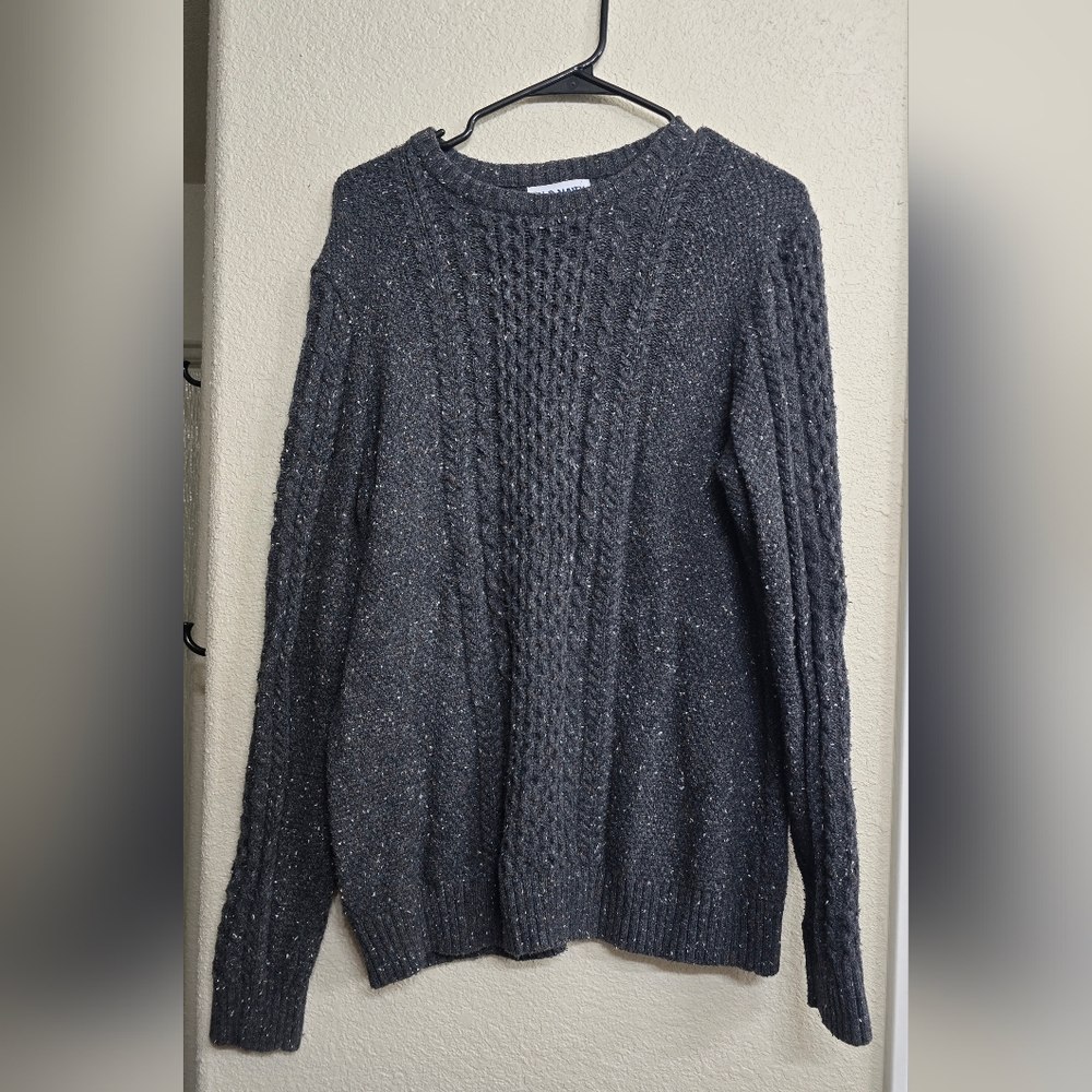 Men's Gray Cable Knit Sweater
